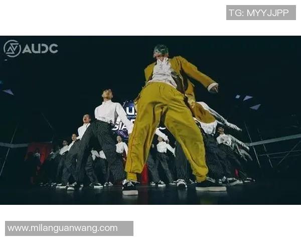 世界杯新闻广州街舞队心理素质探讨：如何提升团队凝聚力与舞者自信心